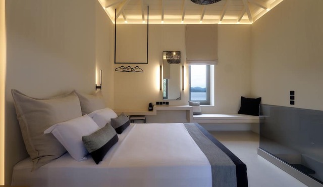 Zaira Hotel