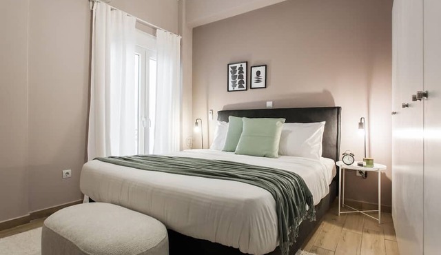 Gorgeous 1BR Apartment in Kolonaki