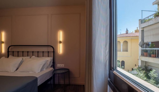 Best location-Plaka. Terrace with acropolis view