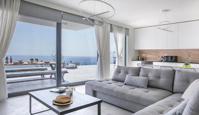 Oikos Boutique Residences Private Estate