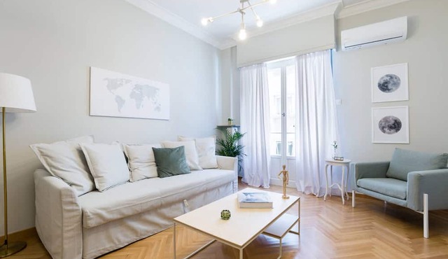 Acropolis Heart 1BD Apartment in Plaka