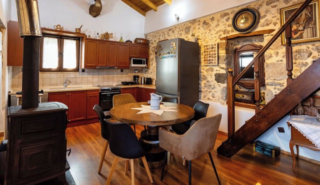 Kliton Villa