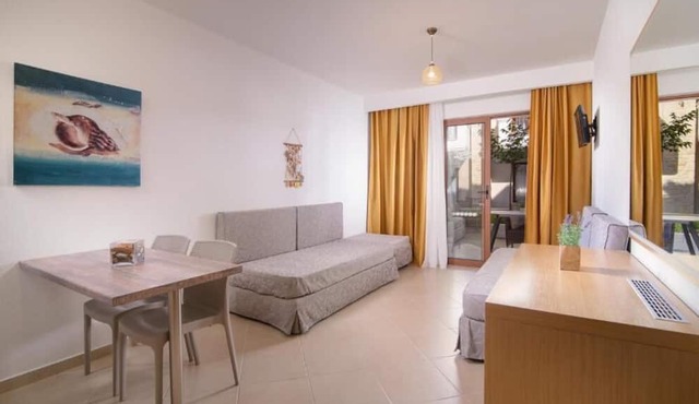 Apanemia Apartments by Flegra