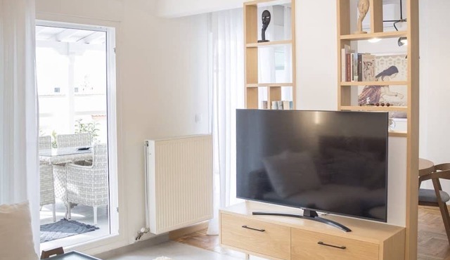 A penthouse apartment near the seaside (Nea Paralia)