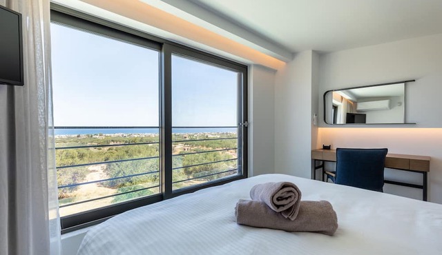 NOLA Nomadic Luxury Villas