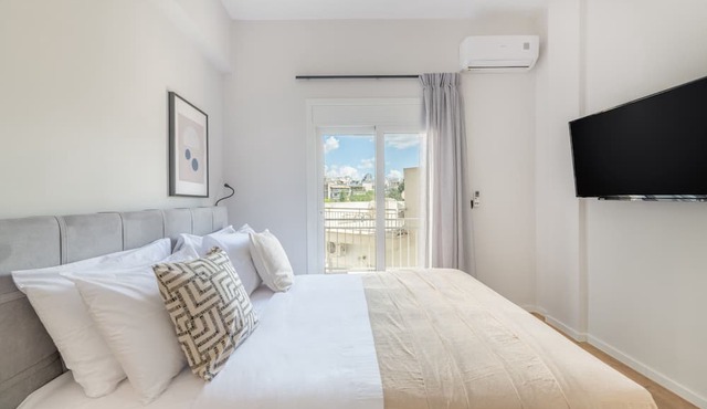 Lovely 3BR Apartment in Pangrati