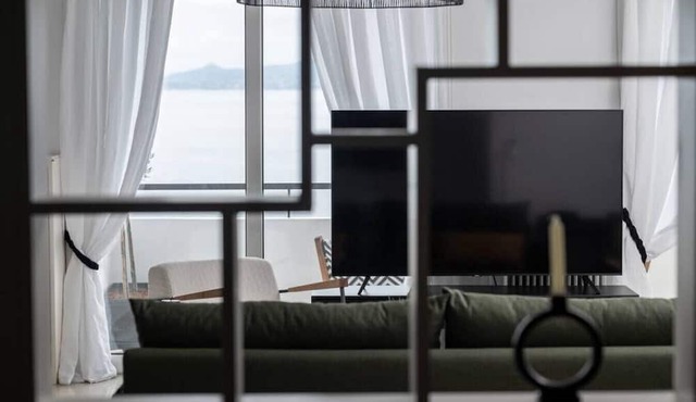 Blue Chill Paradise Seaview Suite w/Kingbed