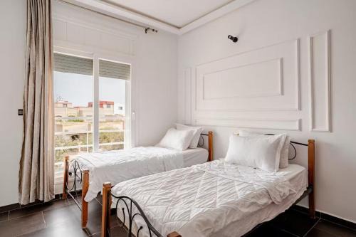 Luxury Villa - Pool - Sidi Bouzid - Parking - WiFi in Sidi Bouzid
