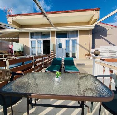 Paradise Apartments