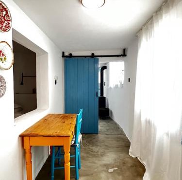 Aloni Petit House