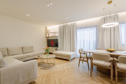 Twelve Luxury Living by 8essentially