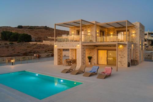 Serena Villa, Androulakis Gaia