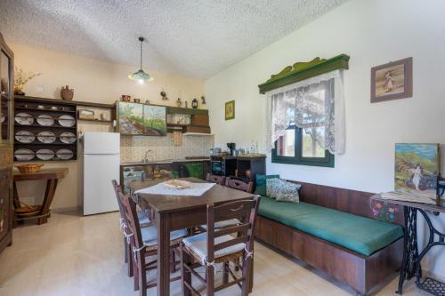 Elia Cottage