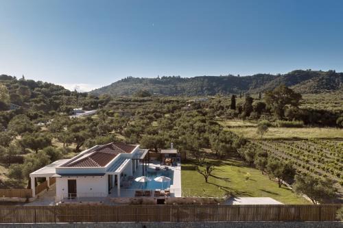 Reveria Villa, a 1500m2 Private Poolside Stay, By ThinkVilla