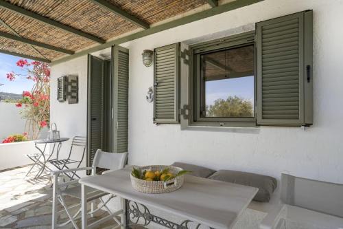 Niriides Beachfront Resort