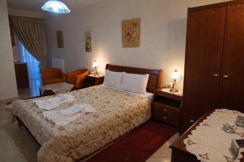 Orama Hotel - Serene Lake Plastira Retreat with Stunning Views