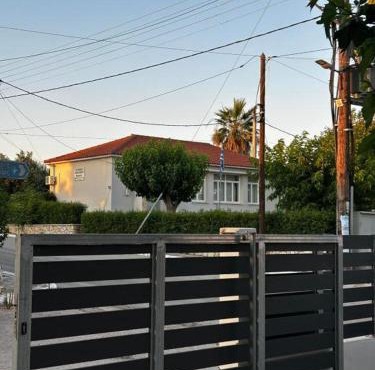 Glyfas Apartments B