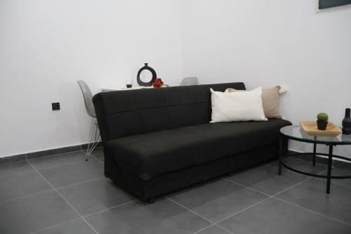 Porto Piraeus Suites Near Maniatika Metro Station-GF1
