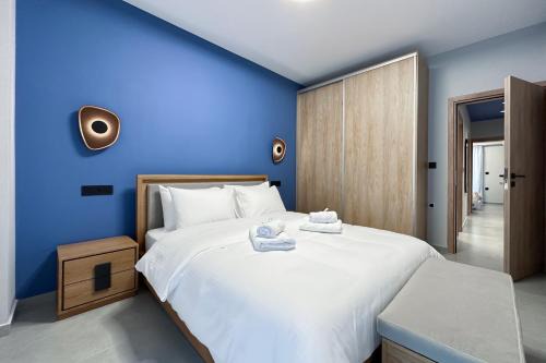 Dione Family Apartment for 6 near Acropolis & Philopappou