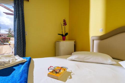 Dedalos Beach Hotel