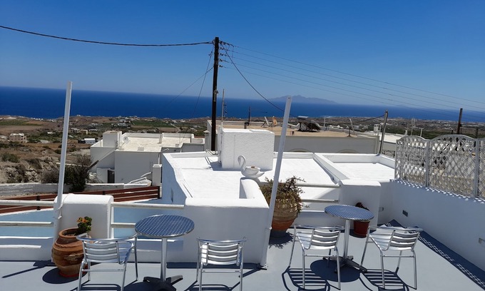 Fira Hotel | Villa Murano