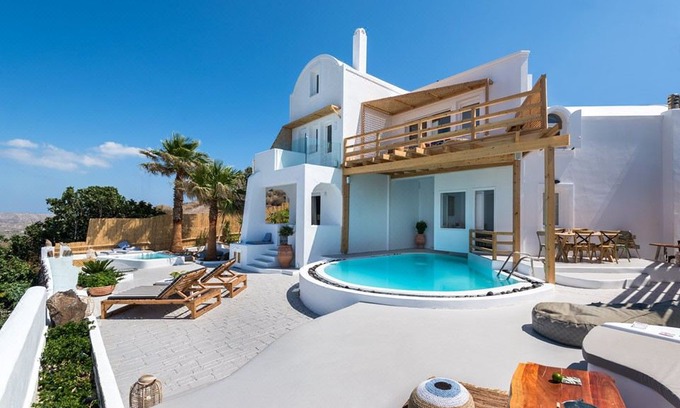 Akrotiri Hotel | Summer Lovers Villa